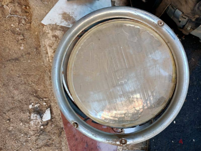 Volkswagen Beetle front lanterns 1