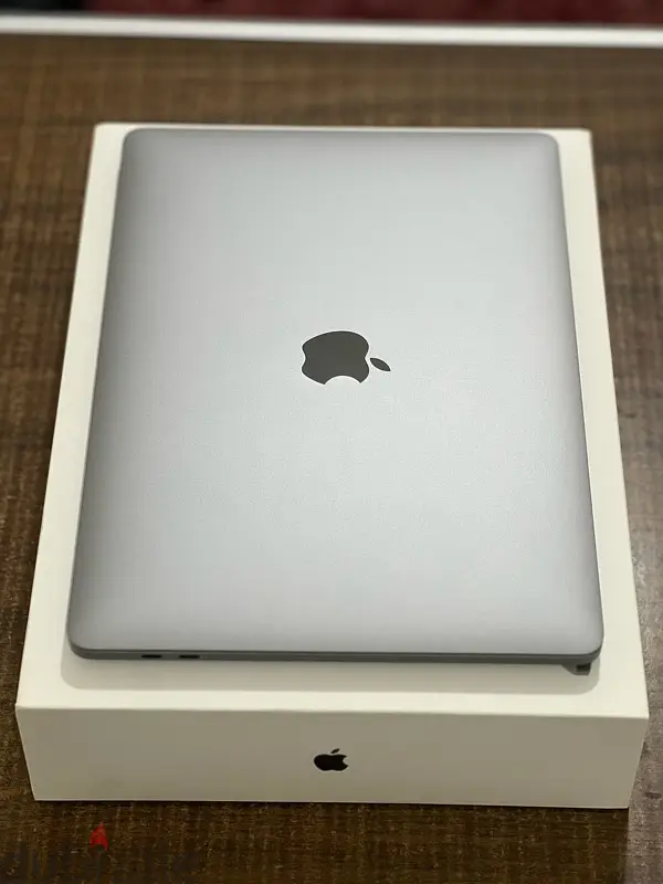 Macbook pro m1 202065616952019843125