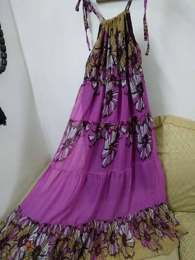 A new dress fits from 60 to 80 kilograms