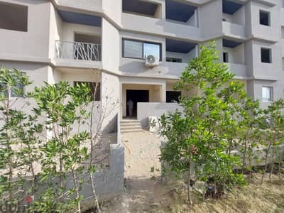 شاليه أرضي بجاردن أمام مراسي وهاسيندا بسيدي عبد الرحمن بالساحل الشمالي