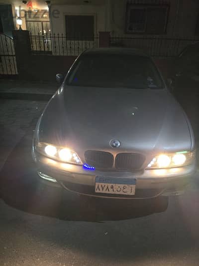 بي ام دبليو 523 1999