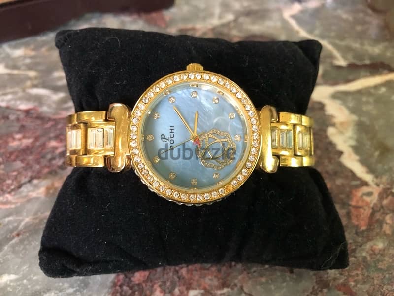 Pochi brand watch 1