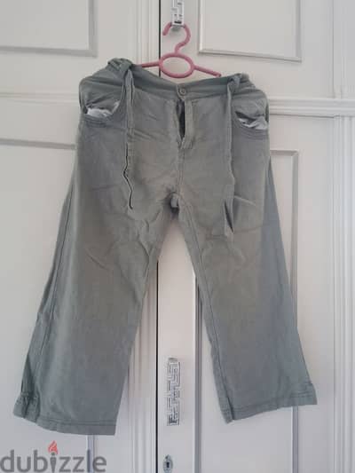 4 girls' pants together