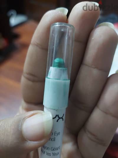 ماك اب كحل او شادو nyx