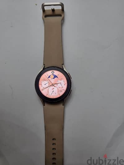 Samsung watch 4 (40mm) used as new للبيع مع العلبة و الشاحن الاصلي