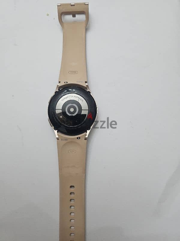 Samsung watch 4 (40mm) used as new للبيع مع العلبة و الشاحن الاصلي 1