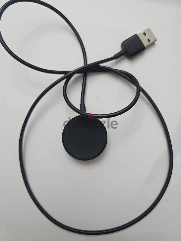 Samsung watch 4 (40mm) used as new للبيع مع العلبة و الشاحن الاصلي 3