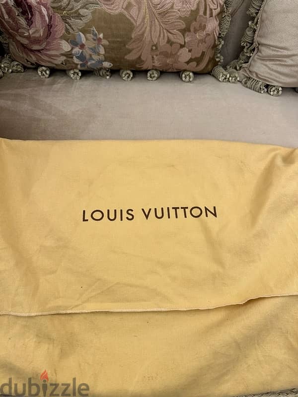 Louis Vuitton 4