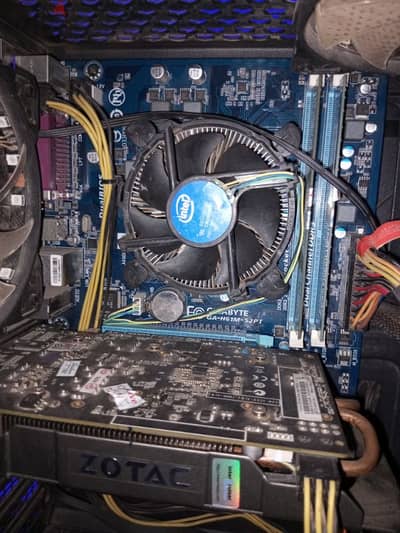 باندل جيل تالت i5 3470 ورامات 8  وبورده h61 معاهم مروحه الإنتل الاصلي