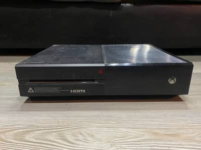 Xbox One 500GB + Kinect + GTA V CD