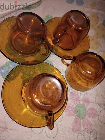 مفروشات وادوات مطبخ
