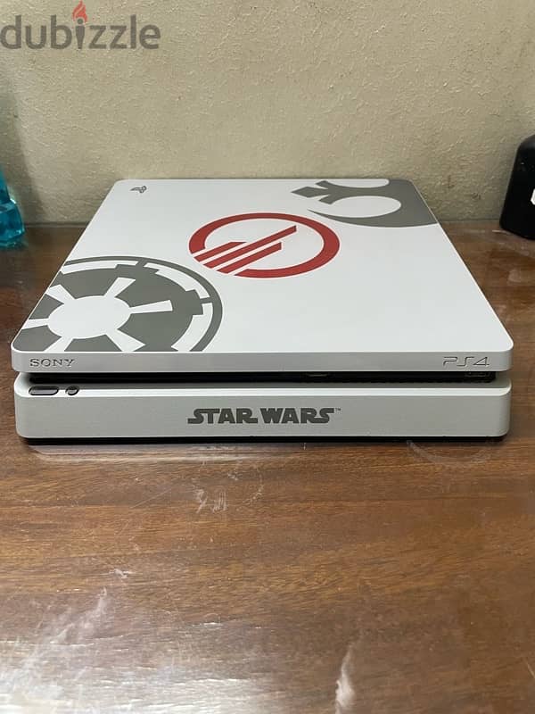 PS4 slim deluxe edition 1 tb 2