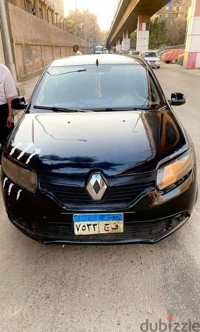 رينو لوجان 2015