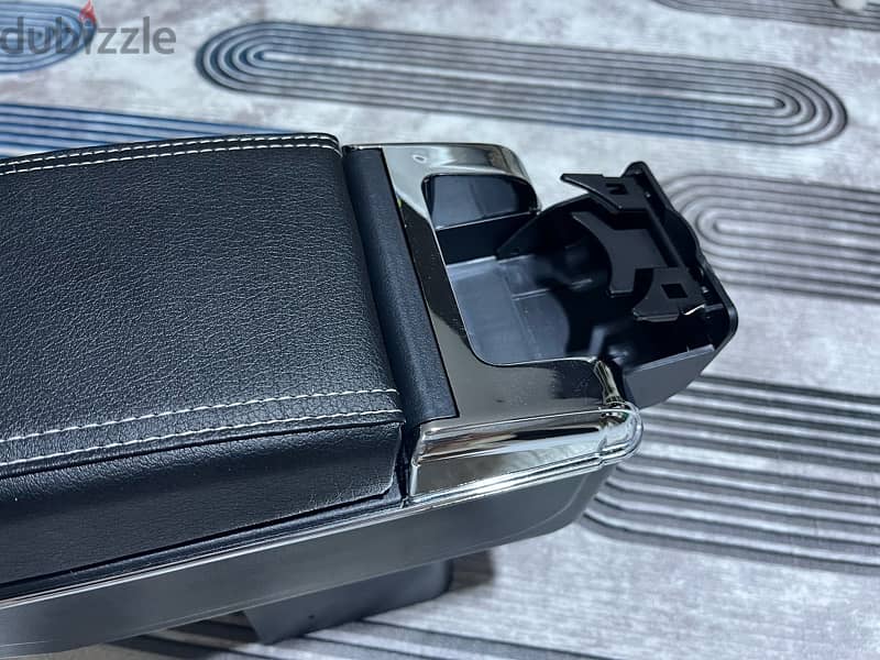 Armrest for any suitable car 7