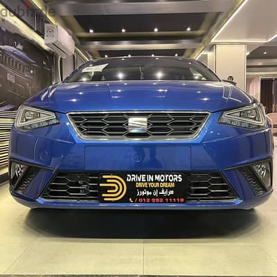 Seat Ibiza كاش باك لحد10% تامين طول القسط و كرت بنزين ب 10.000 جنيه