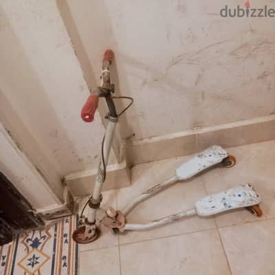 سكوتر اطفال حالة جيده جدا