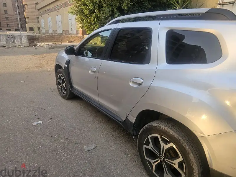 Renault Duster 201963701710137089125