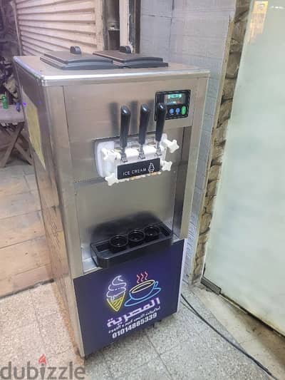 ثلاجة عمل الايس كريم سوفت