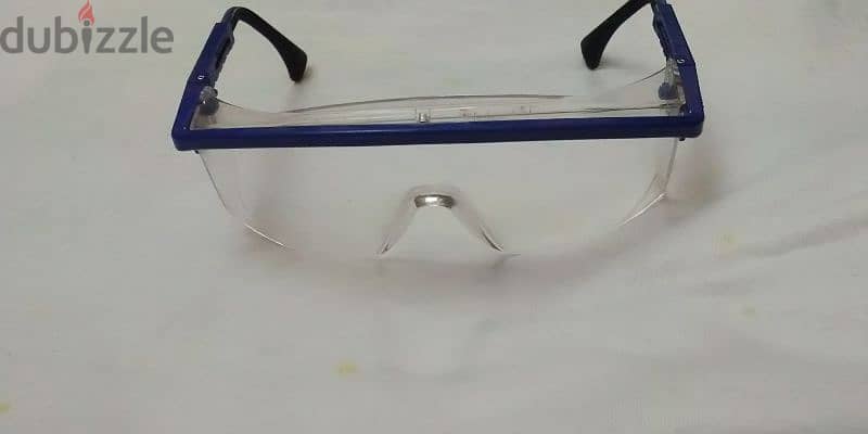 UVEX Astrospec Clear Safety Glasses 1
