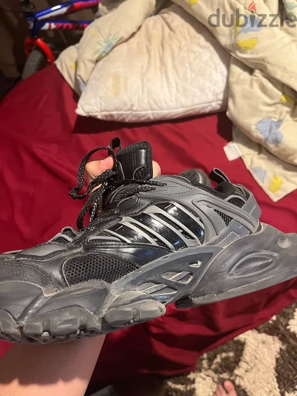 addidas track 1