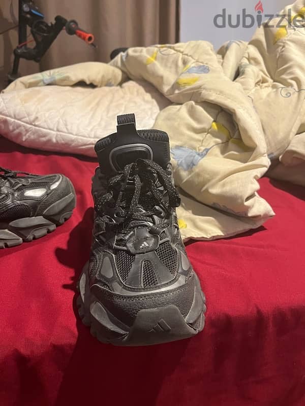 addidas track 2