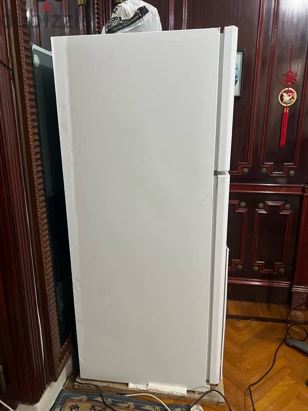 تلاجه MAYTAG 2