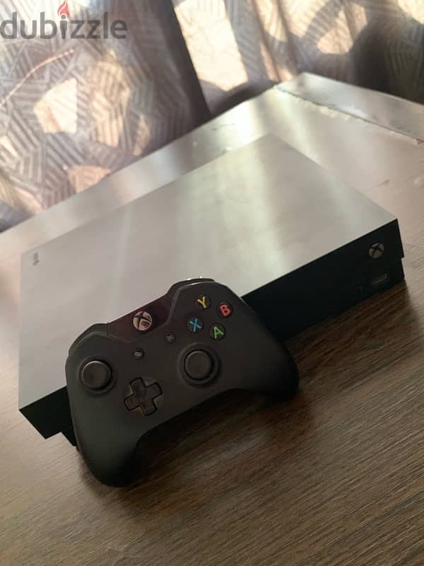 Xbox one X 1