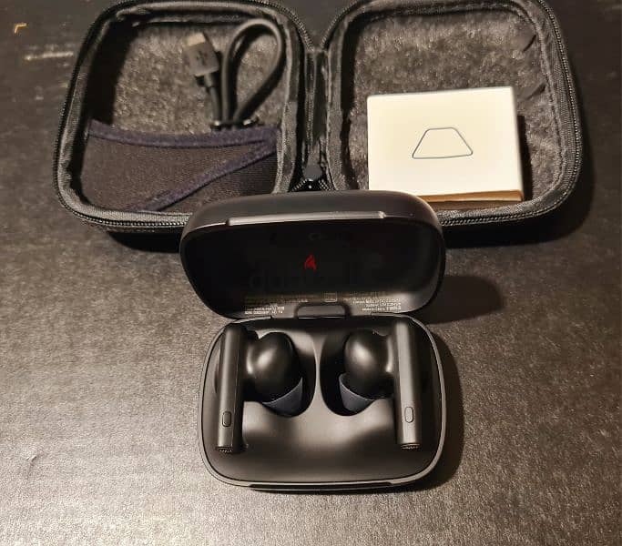 Poly VFree 60 UC Earbuds *New 1