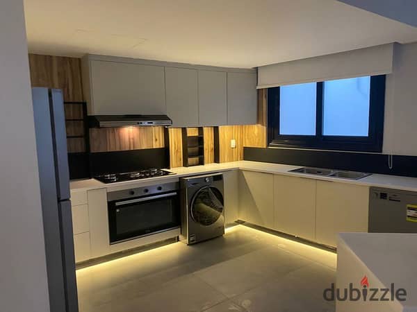 A ready to move finished apartment in badya palm hills