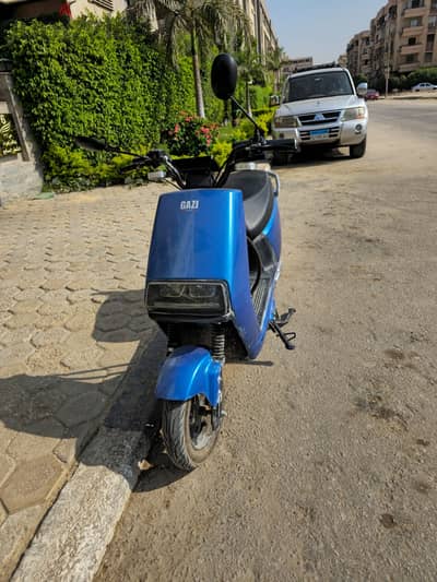 SCOOTER ELECTRIC * غير خاضع لقانون المرور . 000