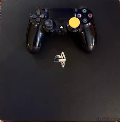 PS4 pro 1tb with 2 cds