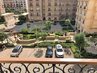 Apartment for sale - Hyde Park Compound - 192m next to the Arsenal Sports Club - Fifth Settlement - in installments over 10 years