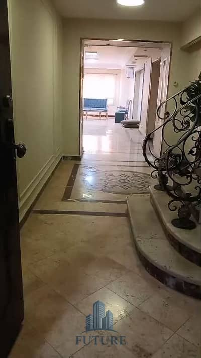 دوبلكس للايجار والاستثمار بالدقي تشطيب سوبر لوكس