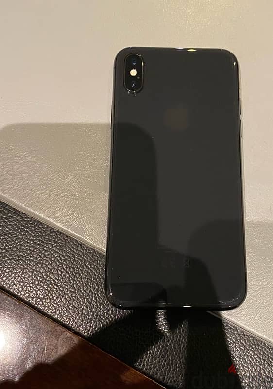 iPhone XS 1