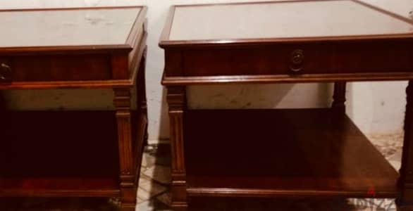 Pair of Drexel American side tables with drawers
