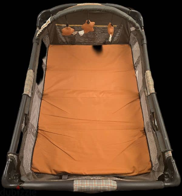 Graco Pack'Play bed 2