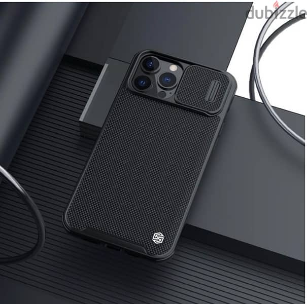 iPhone 14 Pro cover 3