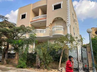 Villa for sale in the First Settlement, New Cairo, area 505 meters