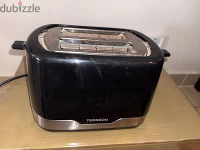 توستر تورنيدو 2 شريحة 850 وات أسود TT-852-B
