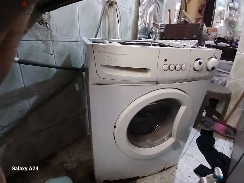 غسالة زانواسي مستعمله 7