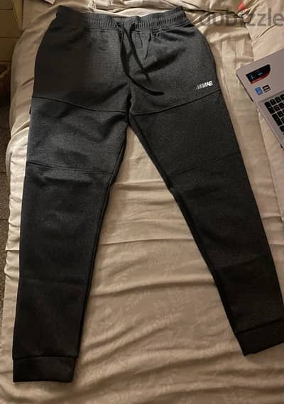 American Eagle pants
