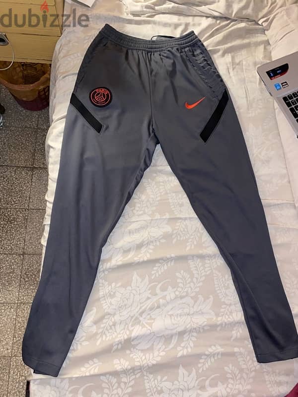 Nike pants 1