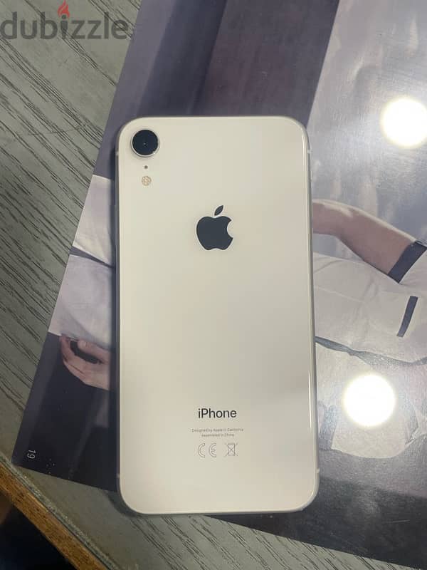 iPhone XR 4