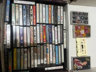 ، vintage cassettes كاسيتات لأغاني التسعينيات
