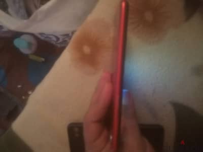 يحتاج باغه فقطoppo f7 128 ram 6gb يحتاج باغه فقطoppo f7 128 ram 6gb