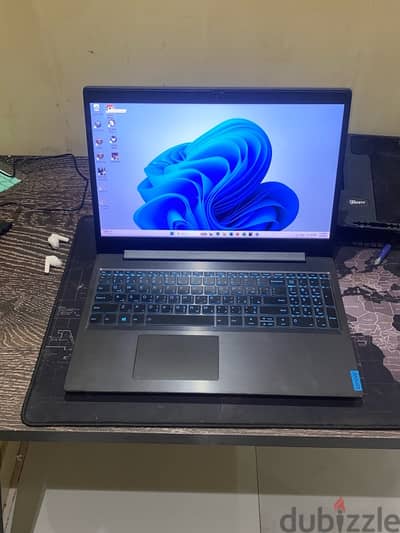 Lenovo ideapad i340