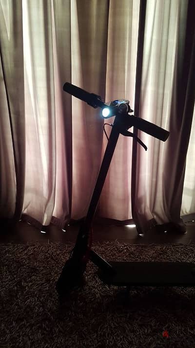 fast electric scooter top speed 60kmh slightly used