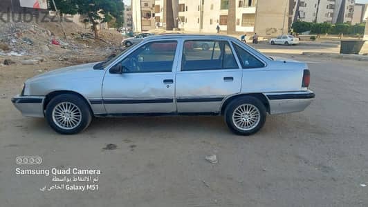 دايو ريسر 1994