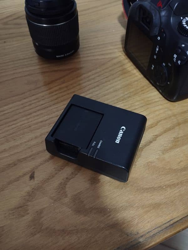 canon eos 4000d 1