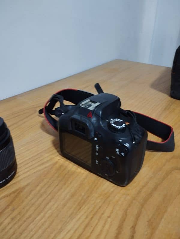 canon eos 4000d 2